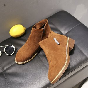 <span class=keywords><strong>Stivali</strong></span> da neve invernali di nuovo Design da donna <span class=keywords><strong>stivali</strong></span> caldi da donna in pelle scamosciata Casual con <span class=keywords><strong>tacco</strong></span> <span class=keywords><strong>medio</strong></span> - Product Image 6