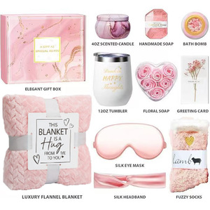 Kit de velas aromáticas para mujer con jabón de baño, caja de regalo de lujo para novia, mamá, amiga, regalo para días festivos - Product Image 3