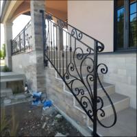 Rampe d'escalier et balustrades intérieures modernes en fer forgé sur mesure - Fabrication professionnelle, peignable