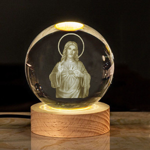 Lámpara de Mesa de Cristal Personalizada con Cruz y Bola en el Interior, Globo con Patrón de Astronauta, Arte Luminoso en 3D, Base de Madera, para Decoración de Habitación Infantil - Product Image 2