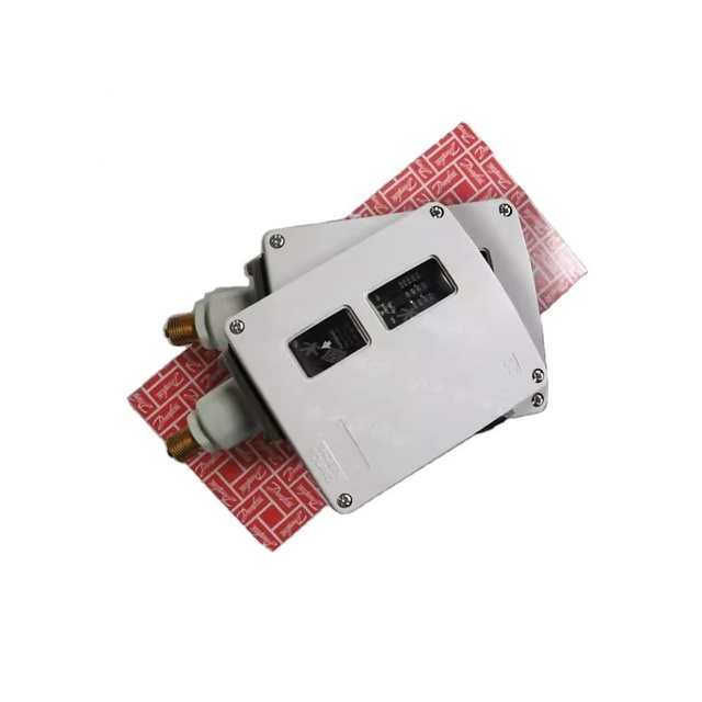 Brand New Danfoss Heavy Industry RT121 017-521566 Pressure Switch Small-Size Vacuum Controller Steam Relay for Gas Solar Manual