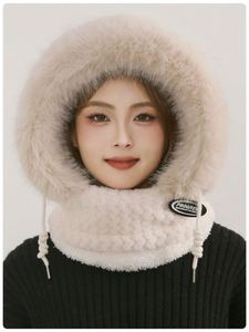 Chapeau d'hiver pour femme, chapeau de cou intégré, chapeau Lei Feng, protection des oreilles, coupe-vent, chapeau chaud, chapeau de vélo épaissi - Product Image 3