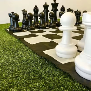 Set di Scacchi Gigante Personalizzabile per Divertimento all'Aperto, Perfetto per Competizioni per Bambini, Picnic ed Eventi - Product Image 1