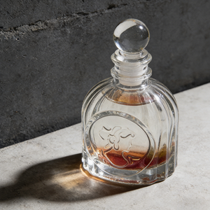 Bouteille diffuseur en verre transparent mat gravé 100 ml avec impression <span class=keywords><strong>de</strong></span> logo personnalisée pour diffuseur d'air frais domestique - Product Image 2