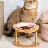 Rak Mangkuk Kucing Kayu Bambu Grosir Multifungsi Desain Bunga Ramah Lingkungan Melindungi Tulang Belakang Leher