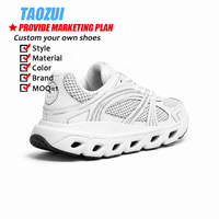 Chaussures de sport pour hommes personnalisées par les fabricants OEM, avec empeigne en mesh, superpositions, lacets et semelle épaisse découpée, style marche B35