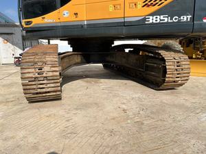 Excavatrice Hyundai 385LC-9T d'occasion 2020, faible nombre d'heures (2000 heures), bon état, moteur Cummins, pompe hydraulique, 30 tonnes, construction - Product Image 5