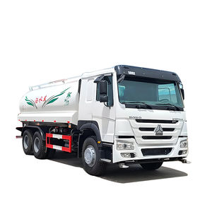 Camión aspersor HOWO 4X2 de servicio pesado nacional con una capacidad de 10 metros cúbicos y camión cisterna de almacenamiento de agua - Product Image 2