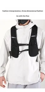 Chaleco reflectante ligero para correr con múltiples bolsillos para hombre y mujer, ideal para deportes al aire libre. - Product Image 4