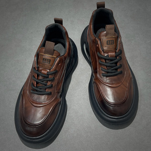 Giày thể thao nam mùa thu đông kiểu dáng mới dành cho bố, đế mềm, kiểu đi bộ, tăng chiều cao, đệm khí, chất liệu da thật - Product Image 3