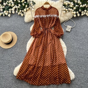 Nuevo Vestido de Mujer con Cuello Alto y Volantes de Encaje con Estampado de Puntos, Estilo Casual Maxi para Primavera - Product Image 4