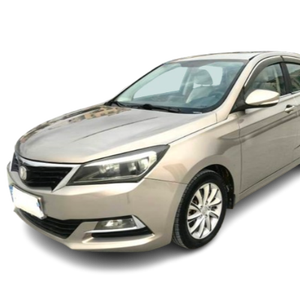 Auto Usado Barato Changan Yuexiang V7 1.6L Sedán Manual con Volante a la Izquierda, Cámara Trasera, Vehículo de <span class=keywords><strong>Segunda</strong></span> <span class=keywords><strong>Mano</strong></span> Confiable y Económico en Venta - Product Image 1