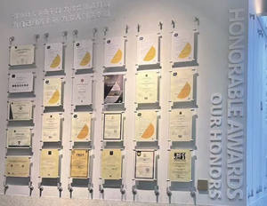 Système d'affichage de <span class=keywords><strong>suspension</strong></span> de <span class=keywords><strong>plafond</strong></span> de câble en laiton système d'affichage d'étagère de tige de matériel de mur de plancher avec le système de câble - Product Image 6