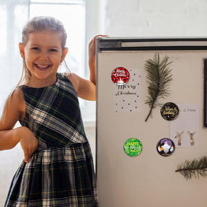 Imanes Decorativos Navideños de Vidrio, Paquete de 20, Mini Imanes de Invierno para Refrigerador, Lavavajillas, Pizarra Blanca y Negra - Product Image 1