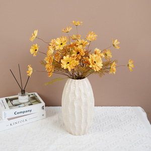 Chrysanthème artificiel Greenway à tige unique, 5 têtes, fleur en soie, décoration d'intérieur, ornement de mariage - Product Image 2