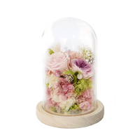 Cloche en verre de style européen avec base en bois pour la décoration intérieure, la promotion et les expositions, à ouverture facile