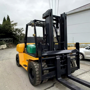 Chariot élévateur portuaire d'occasion Komatsu HELI TCM de 2,5, 3, 5, 7, 10, 15, 16 tonnes, matériel de levage pour la construction, fabriqué au Japon - Product Image 1