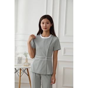 <span class=keywords><strong>Divisa</strong></span> Infermieristica in Cotone e Poliestere Grigia, Uniformi per Tutti gli Infermieri, Divise Ospedaliere Economiche, Uniformi Infermieristiche a <span class=keywords><strong>Manica</strong></span> Corta e <span class=keywords><strong>Lunga</strong></span> - Product Image 6