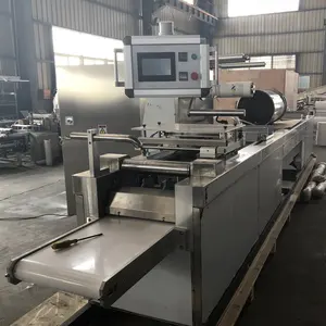 Automatic pouch packing machine for medical gauze swab