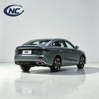 Nouvelle berline chinoise Emgrand 2026 version Deluxe 1.5L hybride I-HEV Turbo R17 Automatique Économique Familiale Commuter Gauche