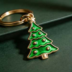 Porte-clés en métal personnalisé pour Noël, porte-clés en émail doux pour les programmes de cadeaux de fin d'année et les articles promotionnels de marque - Product Image 2