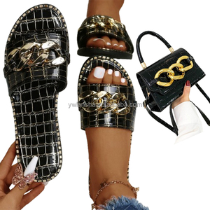 Sandalias de Verano MD-189 con Hebilla Metálica, Diseño de Piel de Serpiente, PU, Planas, para Mujer, con Bolsos a Juego - Product Image 1