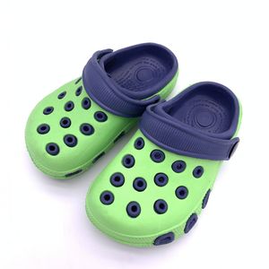 Sabots en <span class=keywords><strong>plastique</strong></span> pour enfants de haute qualité, confortables, antidérapants, en deux couleurs, moulés - Product Image 4