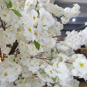 Splendida rosa albero di <span class=keywords><strong>Sakura</strong></span> fiori di ciliegio di nozze artificiali per interni ed esterni casa e arredamento per ufficio realizzati in fibra di vetro resistente - Product Image 2