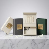 Coffret cadeau pour nouveau-né OEM, boîte rigide personnalisée imprimée, fermeture magnétique dorée, pour vêtements de bébé, souvenir, mémoire