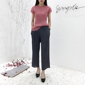 Vente flash : Haut <span class=keywords><strong>court</strong></span> plissé <span class=keywords><strong>blanc</strong></span> à col rond et manches courtes pour <span class=keywords><strong>femme</strong></span>, idéal pour le printemps et l'été, style simple et décontracté - Product Image 3