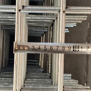 Prix d'usine Panneau de clôture en treillis soudé 3D courbé, revêtu par poudrage, avec mailles de 50x200mm, <span class=keywords><strong>pour</strong></span> jardin, avec pliage en V 3D - Product Image 2