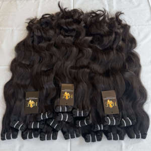 Extensiones de Cabello Humano Natural Ondulado y Rizado de la India, Cabello Humano Virgen Brasileño de Visón, Trama de Cabello Humano Natural - Product Image 2