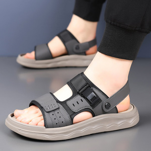 รองเท้าแตะผู้ชายแบบสวม ระบายอากาศได้ดี สีน้ำตาล สไตล์สปอร์ต เหมาะสำหรับขับรถและไปชายหาด สำหรับวัยรุ่นอายุ 18-40 ปี - Product Image 4