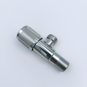 Venta directa de fábrica al por mayor Interruptor libre de <span class=keywords><strong>mango</strong></span> de 90 ° Interruptor de rotación libre de 1/2 pulgadas Válvula de ángulo de baño cromada - Product Image 6