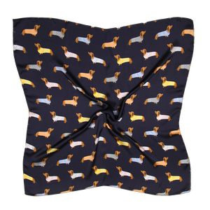 Écharpe carrée vintage à imprimé équestre 70x70cm en polyester satiné pour femme, style hip-hop, durable et respirante - Product Image 4