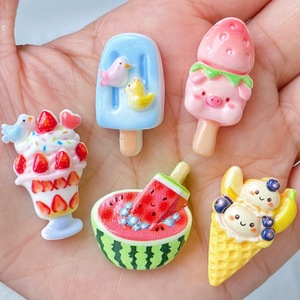 Grandes pinces à <span class=keywords><strong>cheveux</strong></span>, coques de téléphone, boucles de chaussures et accessoires de voiture en résine crémeuse, motifs sucettes glacées aux fruits lumineux et sucrés - Product Image 1