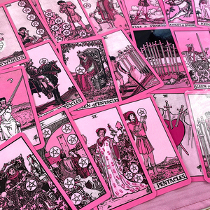Jeu de tarot personnalisé de la déesse de l'<span class=keywords><strong>oracle</strong></span> et <span class=keywords><strong>des</strong></span> chats avec guide d'anime en feuille d'or emballé dans une boîte en papier d'art avec impression de logo personnalisé pour jouer - Product Image 2