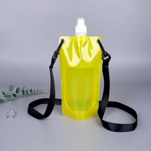 Bouteilles d'eau pliables avec mousqueton pour voyage, pochette à bec verseur durable sans BPA, pour sport, camping, nouveauté - Product Image 2