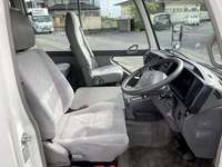 BUS Toyota Coaster d'occasion 30 PLACES