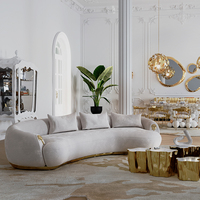 Zirkus-inspiriertes Vintage & Zeitgenössisches Sofa Poliertes Messing Leder Zeitlose Eleganz Wohnzimmer-Sofa
