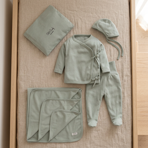 Conjunto de Ropa para Bebé de Primera Calidad, Orgánico, de Bambú y Elastano, Color Salvia, para el Hogar, India - Product Image 2