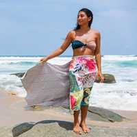Custom Logo Printed Oversized Microfiber Beach Towel Sand Free Quick Dry Large Bath Towel for Travel Bath and Gym