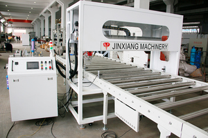 Machine à mousser <span class=keywords><strong>pour</strong></span> panneaux de fibres-ciment de 12 mm, ligne de fabrication de plaques SIP, machine de fabrication de matériaux de construction MGO SIP - Product Image 4