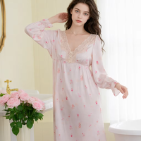 Robe de pyjama longue à manches longues en satin tissé floral style français, col en V, pour femme, nouvelle collection printemps, douce et féerique, mi-longue