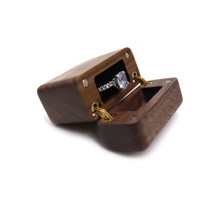 Caja Ecológica de Madera de Pino con Diseño Cuadrado, Personalizable con Grabado Láser/Pirotécnico - Product Image 5