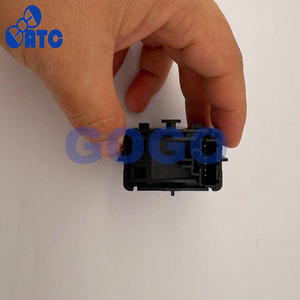 Interruptor Elevador de Ventanas de Plástico Nuevo para Ford Mondeo, Número de Pieza DG9T 14529 AB 1946782, Condición de Fabricación - Product Image 6