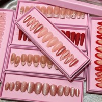 Emballage personnalisé, haute qualité, 10 pièces/paquet, ongles pressés, ongles artificiels de luxe, ongles en amande, faux ongles en diamant, ensemble d'ongles 3D