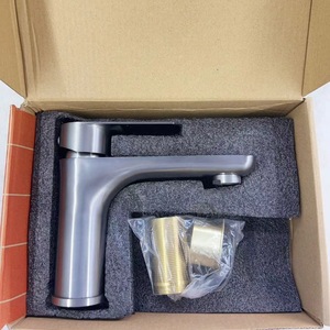 Grifo de lavabo de acero inoxidable color bronce, monomando, de montaje en encimera, estilo minimalista, para agua fría y caliente. - Product Image 5