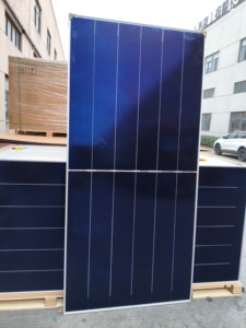 Panneau solaire <span class=keywords><strong>AIKO</strong></span> N-type 670W TOPCon, 680W, 690W, 670W, garantie 25 ans, vente en gros, prêt à être expédié depuis Mersin - Product Image 2