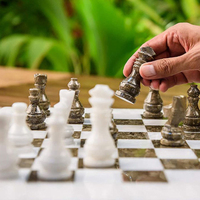 Échecs de haute qualité, nouveau design individuel, jeu de société haut de gamme, tuiles en marbre Wizard's Steeplechase pour enfants, options personnalisables
